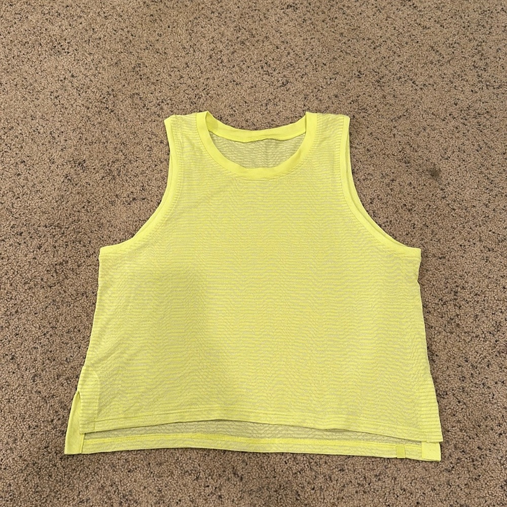 Like new lululemon tank